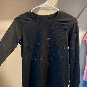 Lululemon Black Long Sleeve Sz 6